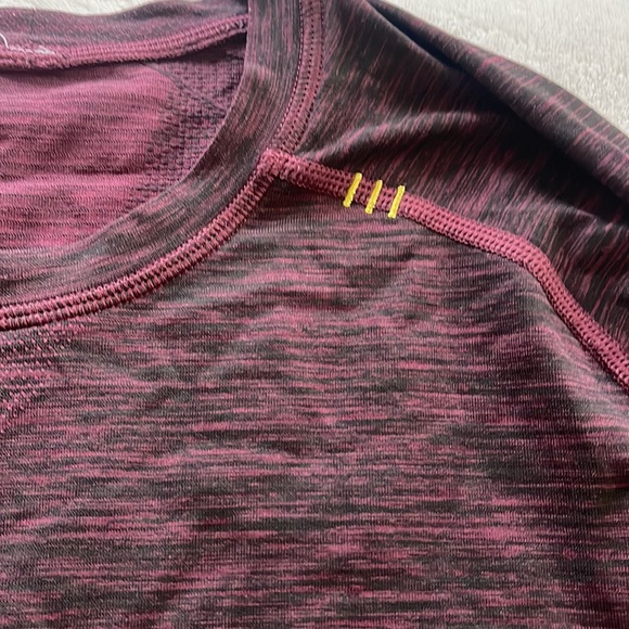 Lululemon athletica mens long sleeve top - Picture 2 of 3